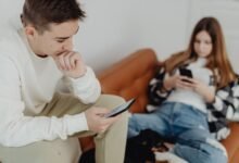 phone number trending online